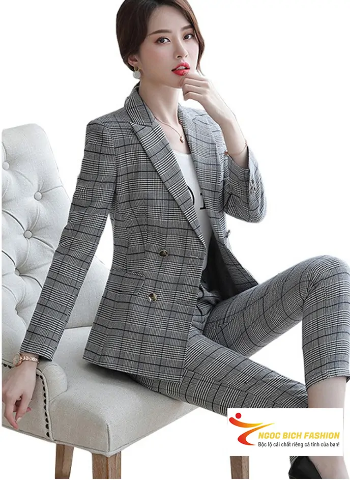 Bộ vest nữ kẻ caro